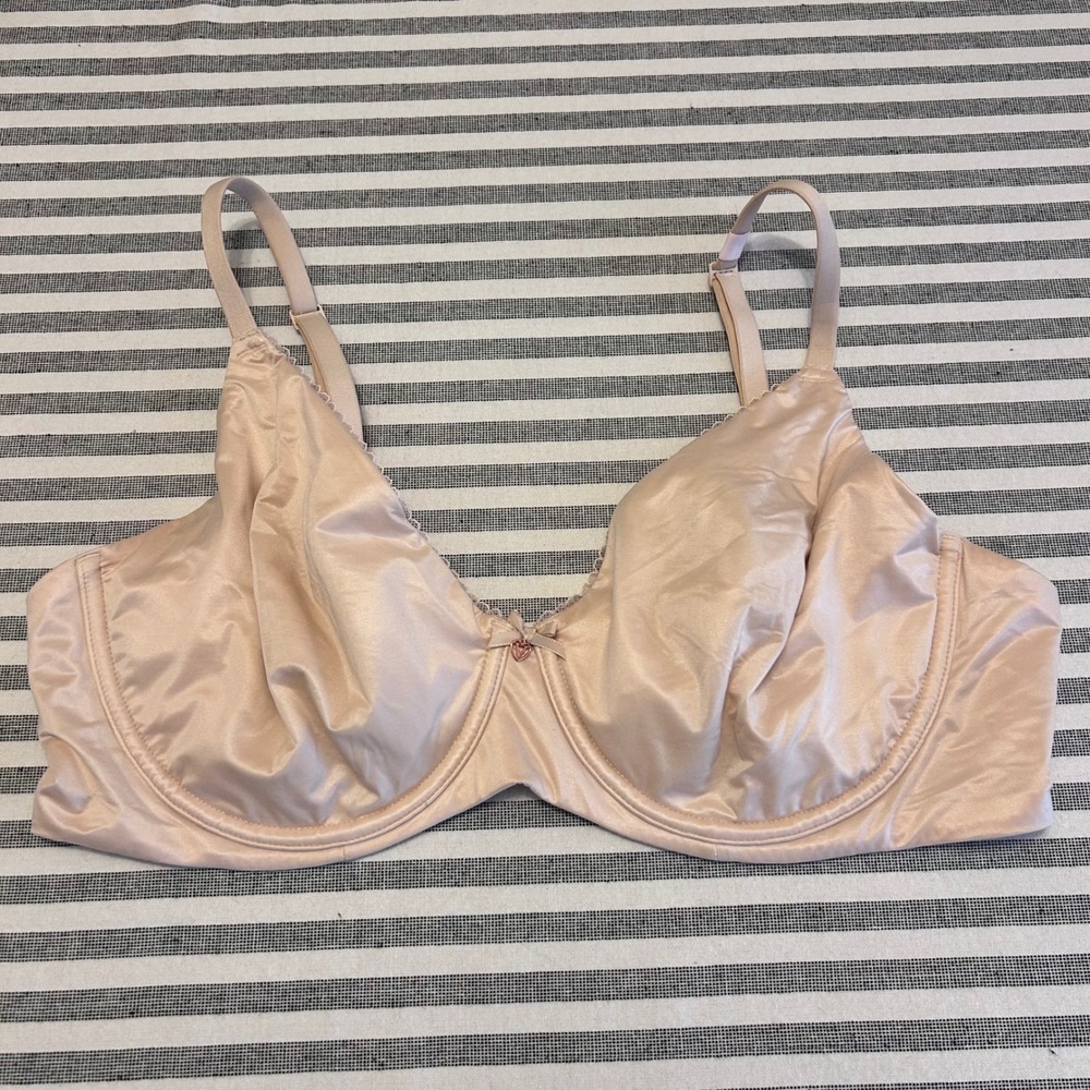 Victorias Secret Perfect Coverage Minimizer Bra 40D Nude Unlined Underwire Beige
